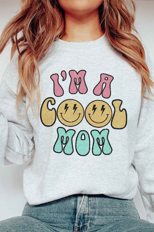 I'M A COOL MOM GRAPHIC SWEATSHIRT