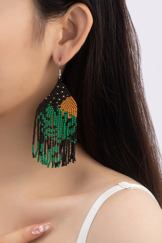 Monstera leaf starry sky seed bead earrings