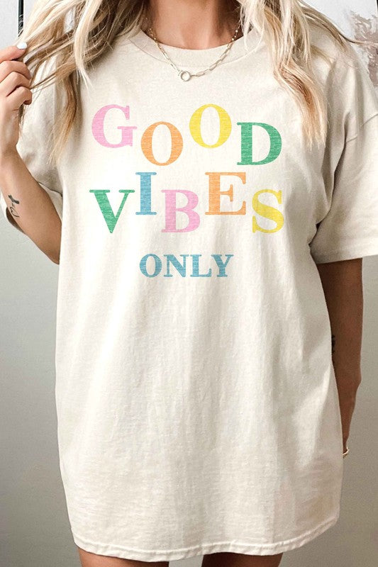 GOOD VIBES ONLY OVERSIZED TEE